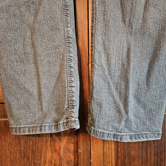Source of Wisdom grey wash jeans - Picture 3 of 7